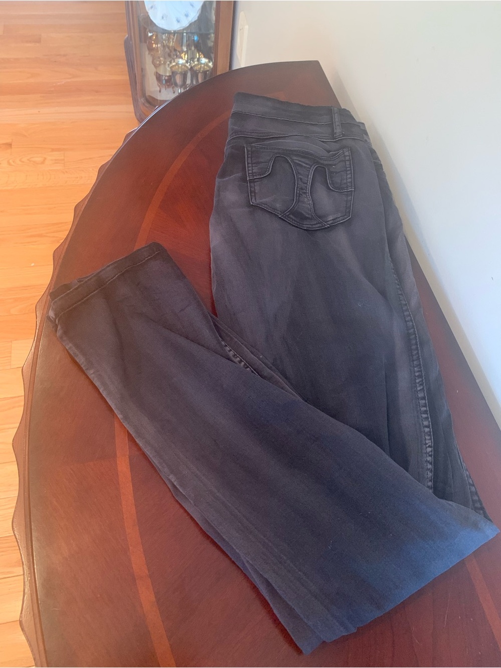 Tripp NYC Womens Skinny Jeans in Charcoal Wash